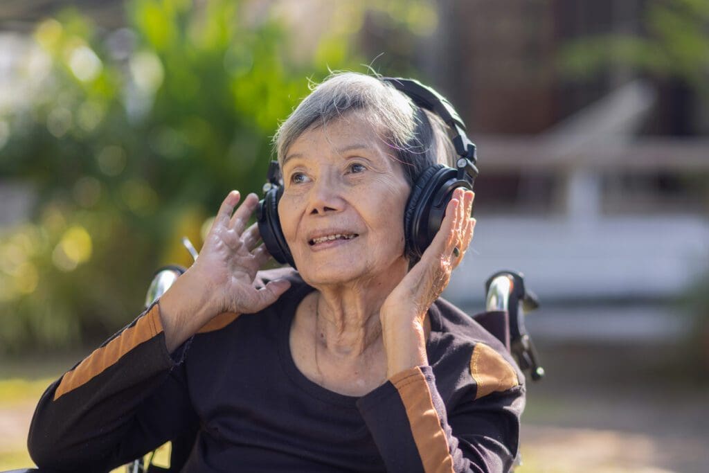 Ouvindo música pelo celular